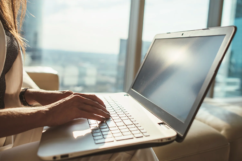 Laptop_undrey_getty